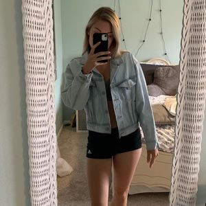 Rugged wash Levi denim jacket